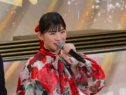 伊藤沙莉が紅白の衣装で炎上した理由4選！チマチョゴリのようなボッテガとは？